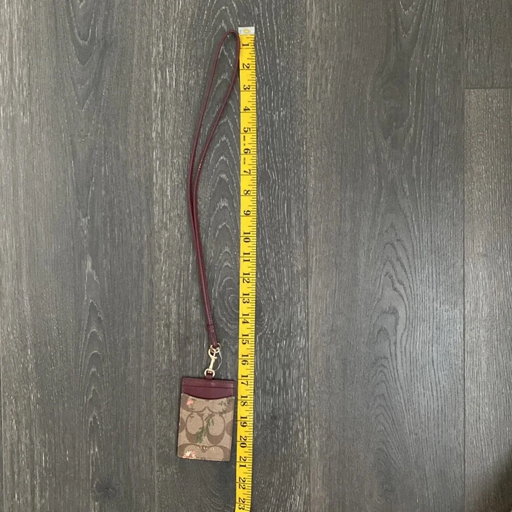 Coach ID Lanyard Brand New colors brown, tan, burgundy, with flowers and… - Picture 4 of 6